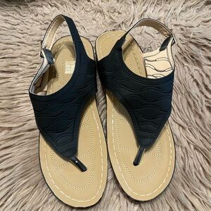Chic Black Slingback Sandals